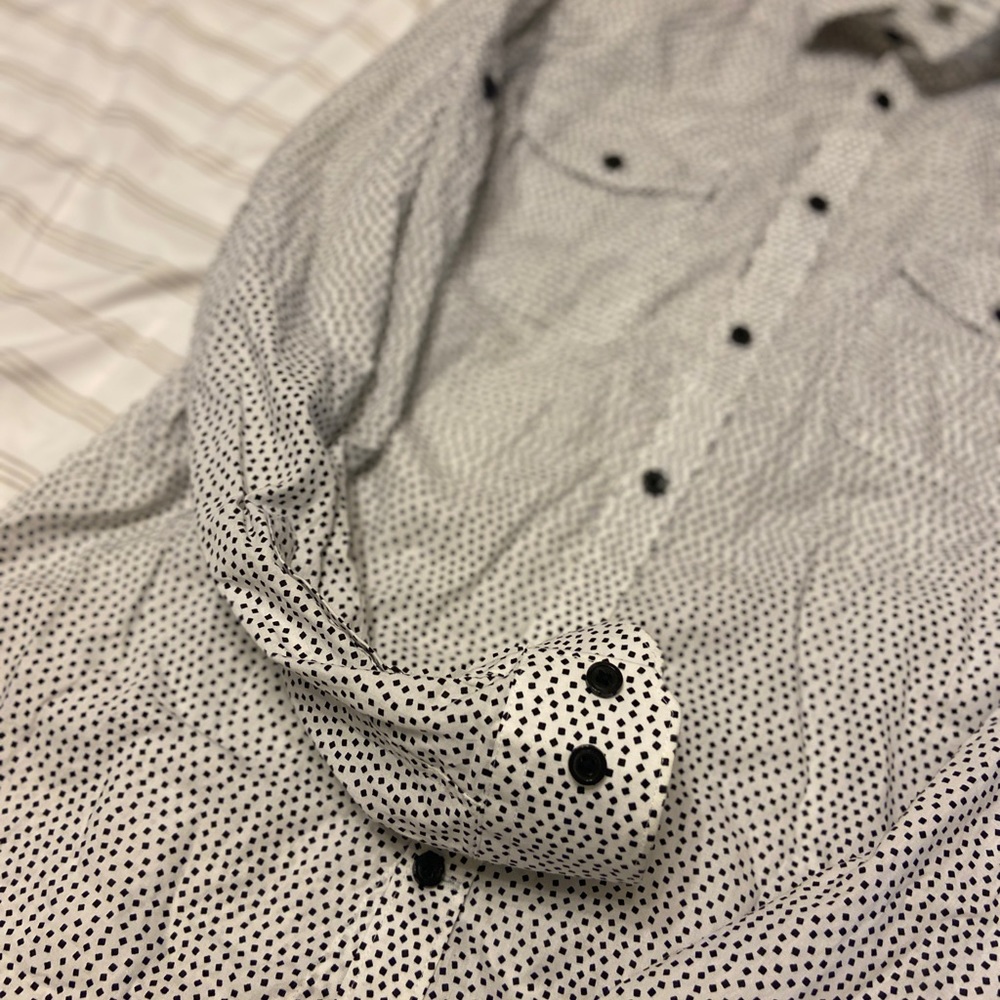 Express black-and-white pattern button down - Picture 3 of 3